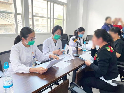 辦實(shí)事見行動(dòng) 健康義診惠民生——昆明醫(yī)科大學(xué)第三附屬醫(yī)院與棕樹營社區(qū)聯(lián)合開展健康服務(wù)